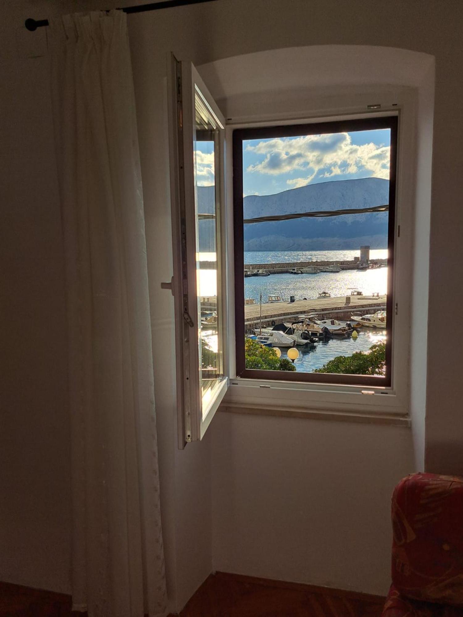 Kuca Sa Pogledom Na More- Paula Baška Extérieur photo